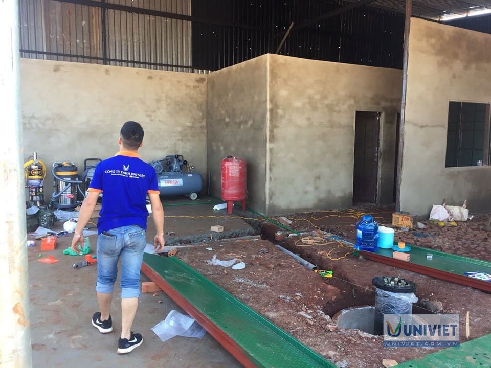 Lắp đặt mặt cầu dương nền