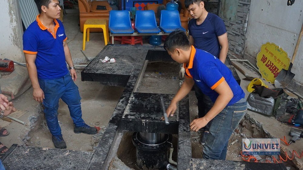 Lắp đặt mặt cầu âm nền