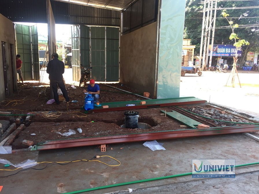 Lắp đặt mặt cầu dương nền